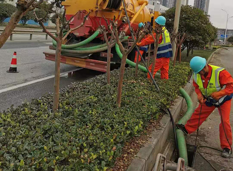 万年市政管道清淤
